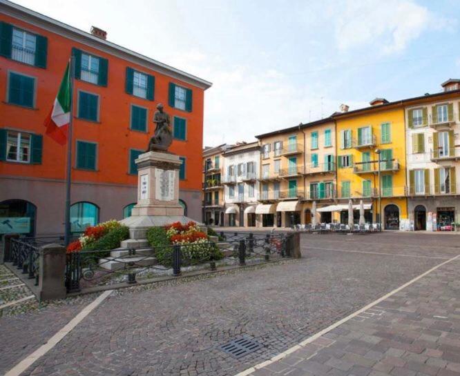 La Casa Di Cate Apartment Sarnico Bagian luar foto